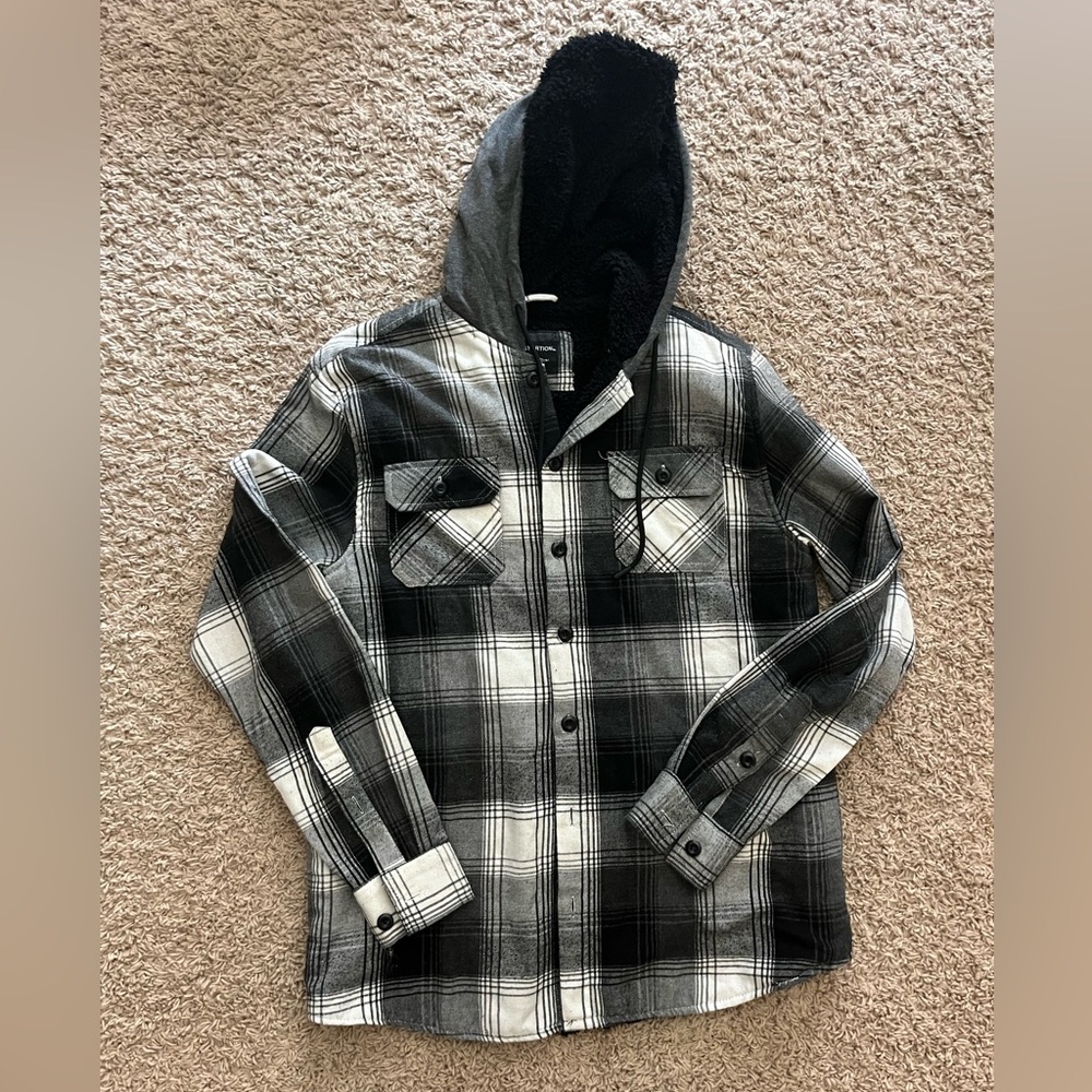 Distortion Men’s Plaid Faux Shearling Lined Hooded Shacket